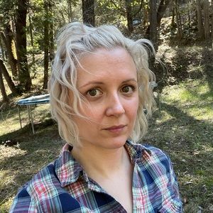 Meet your Posher, Elyssia